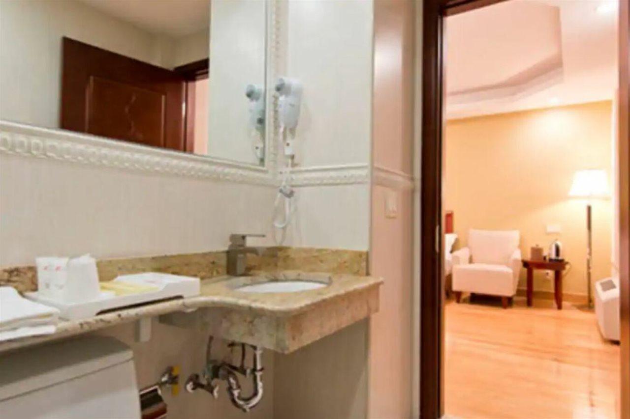 Asiatic Hotel - Flushing New York Eksteriør billede